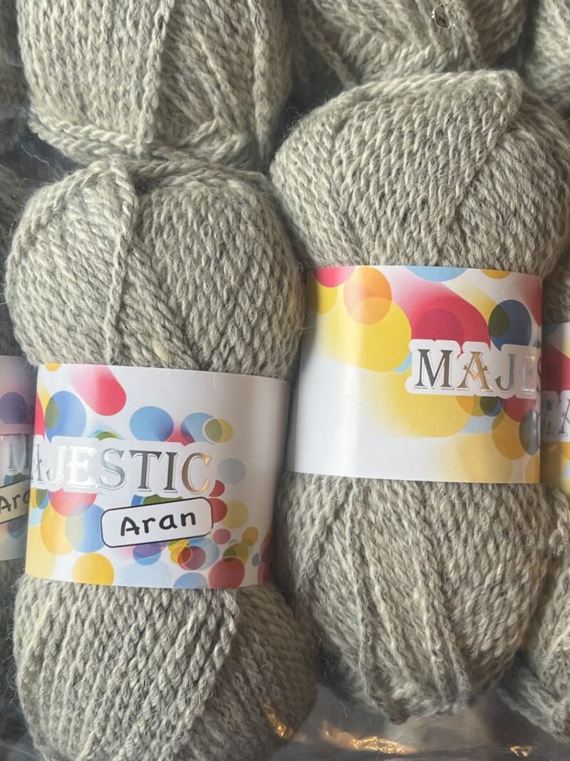 Majestic Aran 100g - Image 3