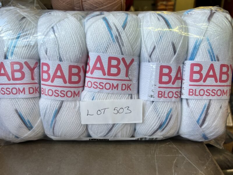 Hayfield Baby Blossom Dk 5 x 100g LOT 503